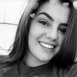 Meet your Posher, Elicia